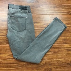 DKNY Light Grey Midrise Ave B Ultra Skinny Jean 4
